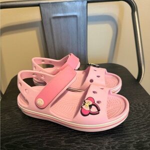 Crocs Kids C11 Pink Sandals w/ Minnie Charm
